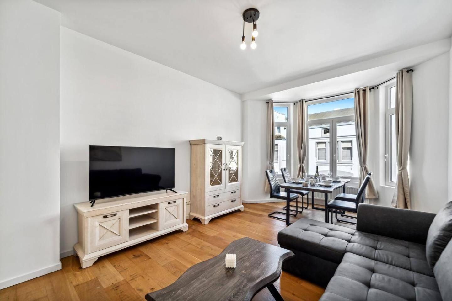 Infinity Stay Ferienapartments Rheinstrasse Wilhelmshaven Exteriör bild
