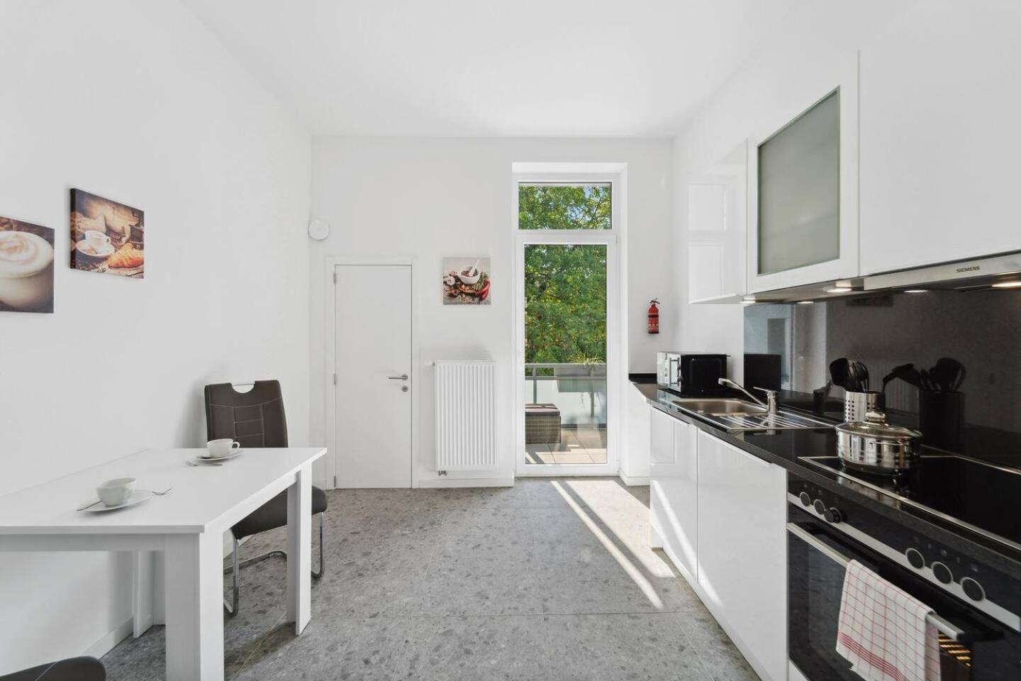 Infinity Stay Ferienapartments Rheinstrasse Wilhelmshaven Exteriör bild