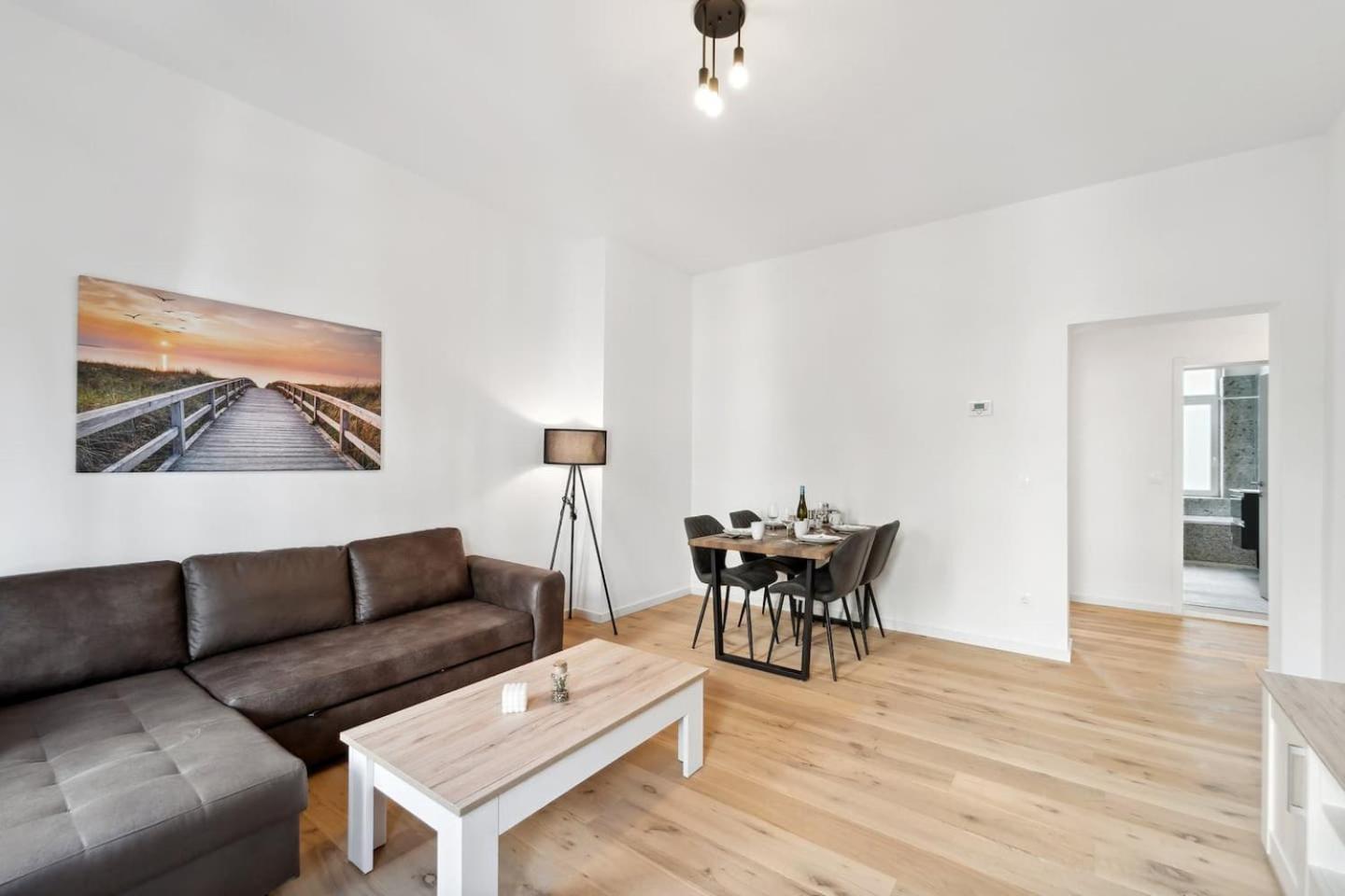 Infinity Stay Ferienapartments Rheinstrasse Wilhelmshaven Exteriör bild