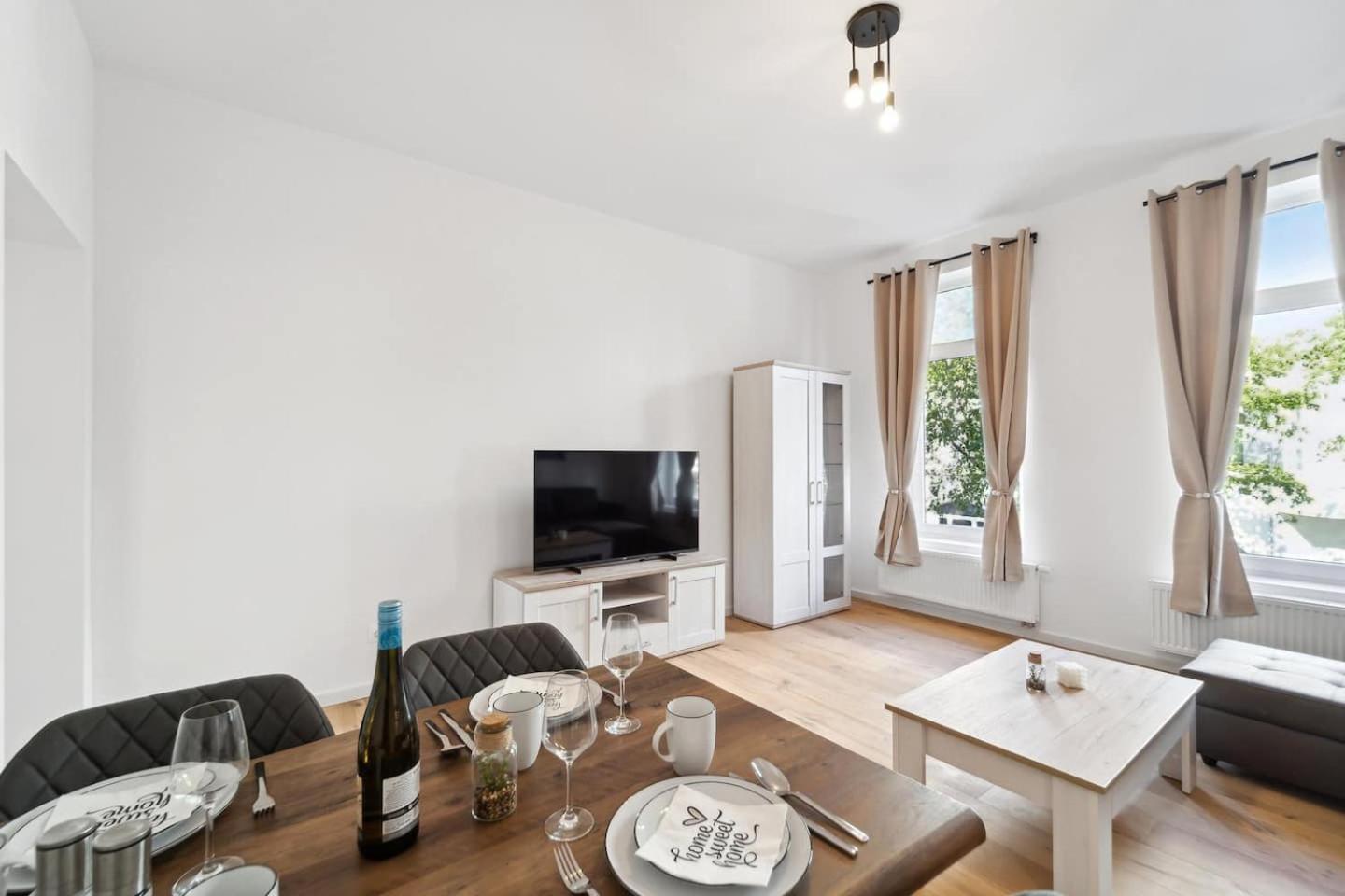 Infinity Stay Ferienapartments Rheinstrasse Wilhelmshaven Exteriör bild