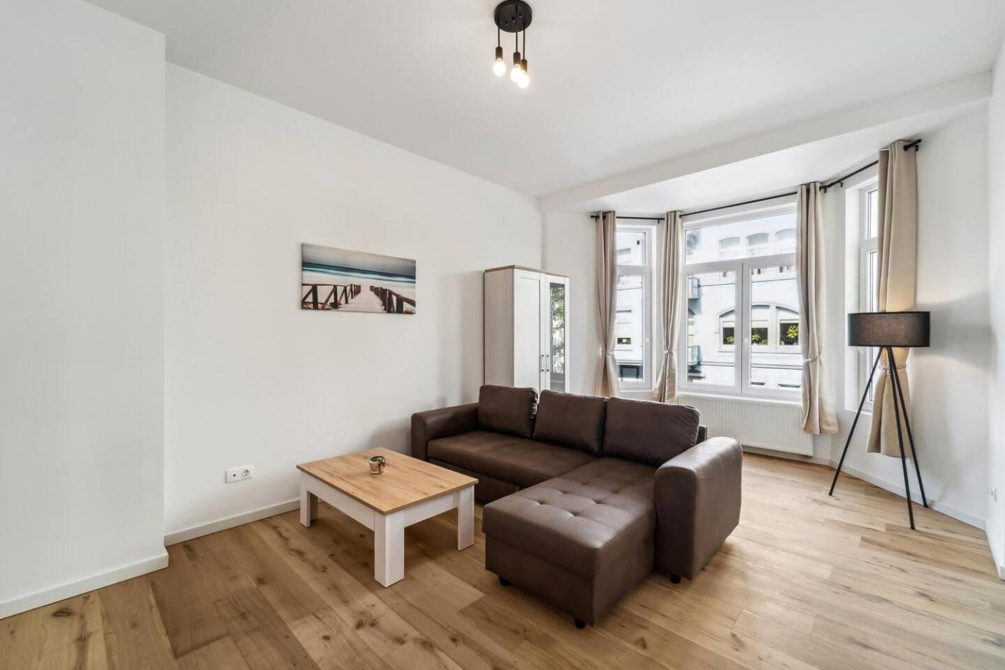 Infinity Stay Ferienapartments Rheinstrasse Wilhelmshaven Exteriör bild
