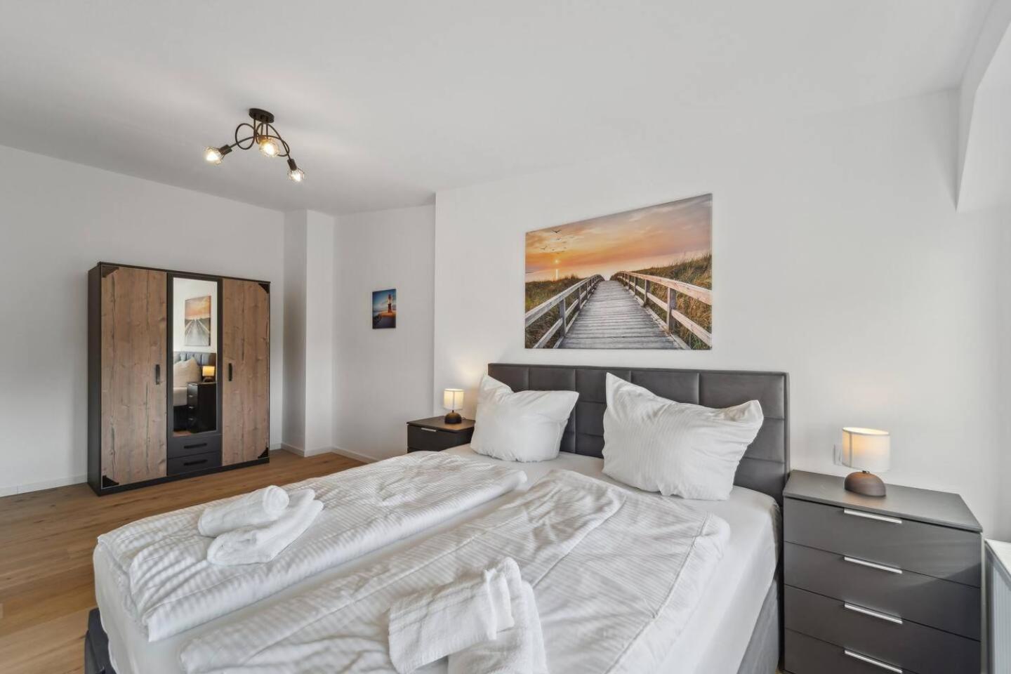Infinity Stay Ferienapartments Rheinstrasse Wilhelmshaven Exteriör bild