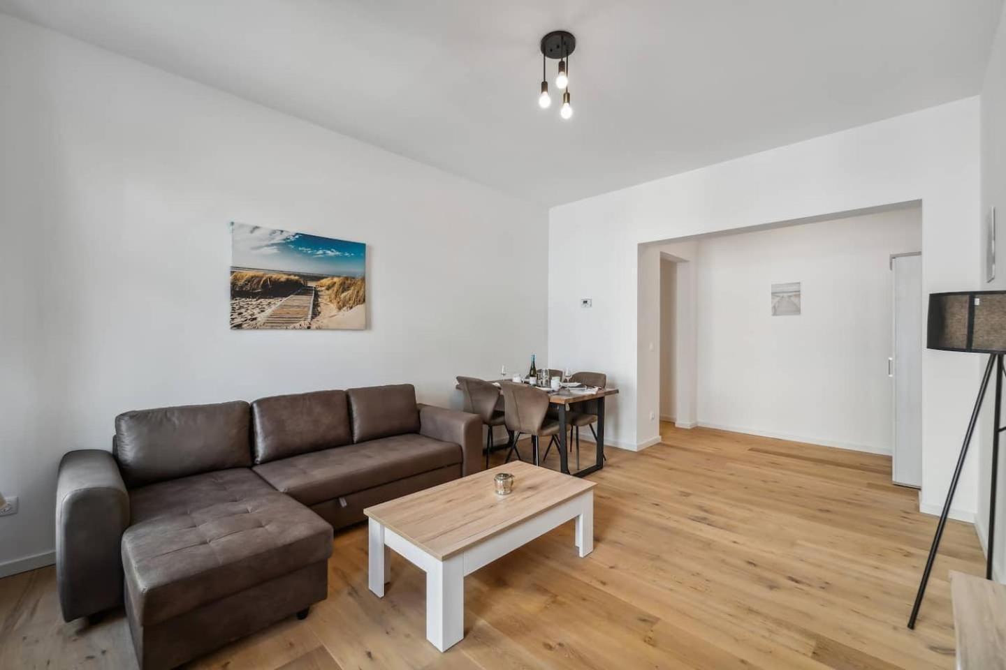 Infinity Stay Ferienapartments Rheinstrasse Wilhelmshaven Exteriör bild