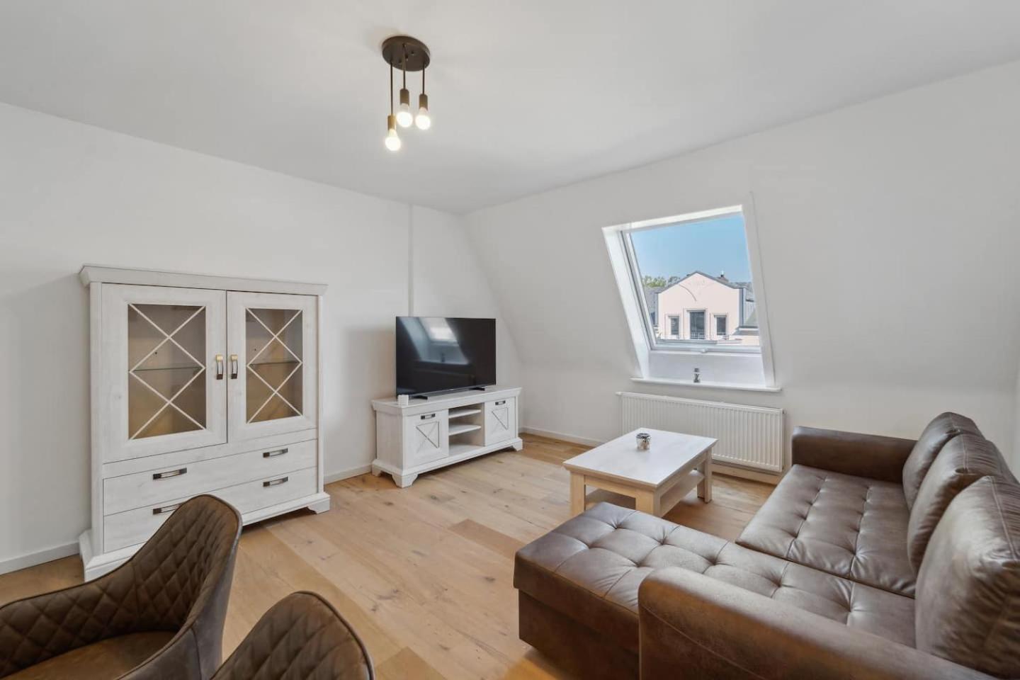 Infinity Stay Ferienapartments Rheinstrasse Wilhelmshaven Exteriör bild